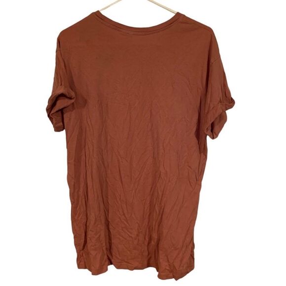 Divided‎ Medium Mauve Shirt - Picture 4 of 4